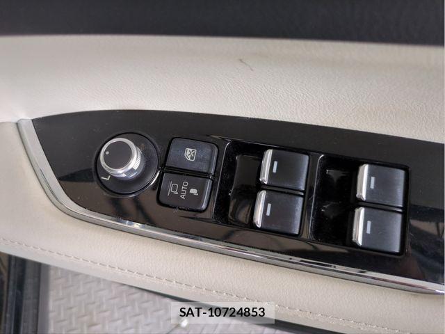 Mazda CX-8 2018-04 6904032-28