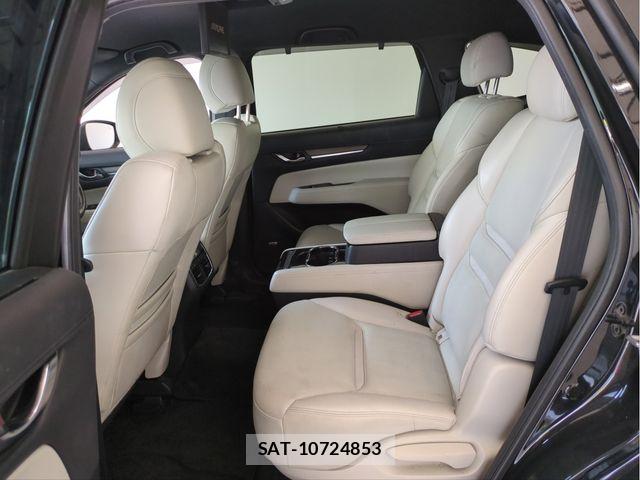 Mazda CX-8 2018-04 6904032-4