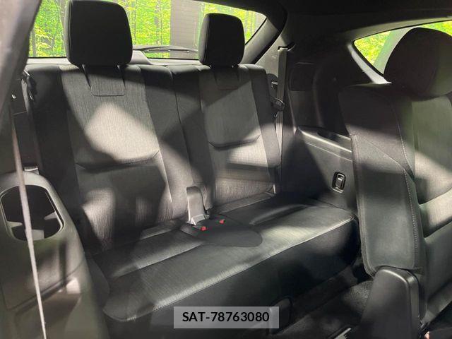 Mazda CX-8 2018-02 6904017-9