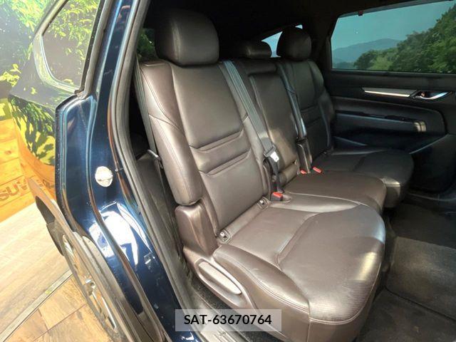 Mazda CX-8 2019-01 6904015-8