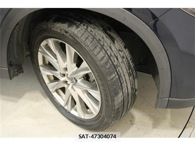 Mazda CX-8 2017-11 6904027-28