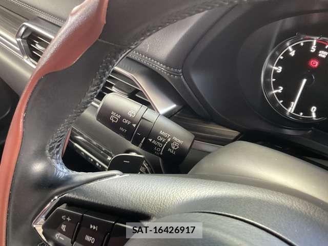 Mazda CX-8 2021-04 6904011-14