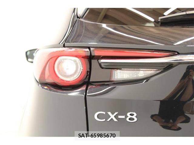 Mazda CX-8 2021-11 6904016-18