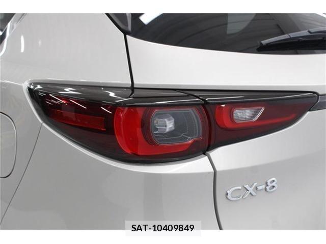 Mazda CX-8 2023-08 6904006-15