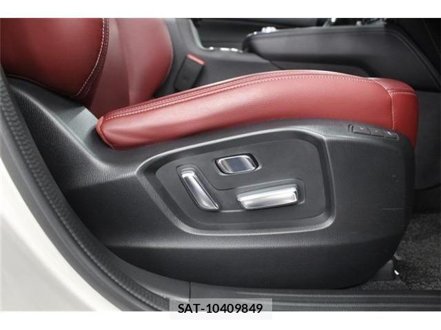 Mazda CX-8 2023-08 6904006-25