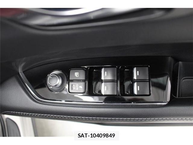 Mazda CX-8 2023-08 6904006-28
