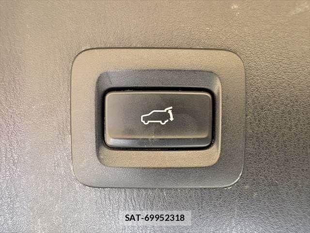 Mazda CX-8 2018-10 6992987-9
