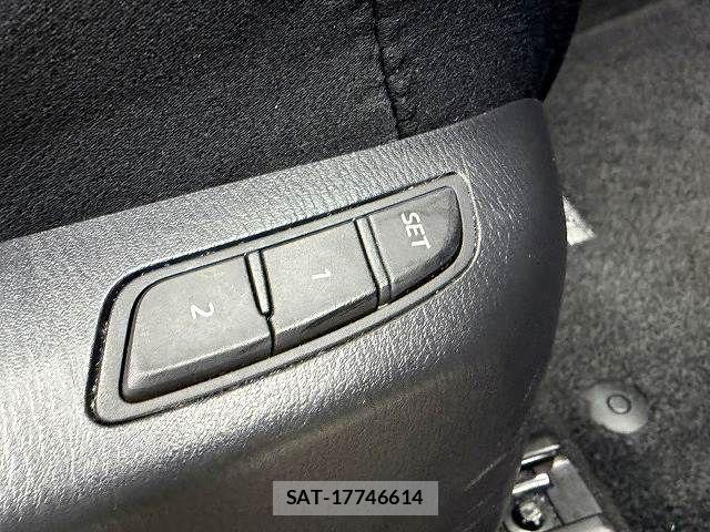 Mazda CX-8 2018-02 6992988-6