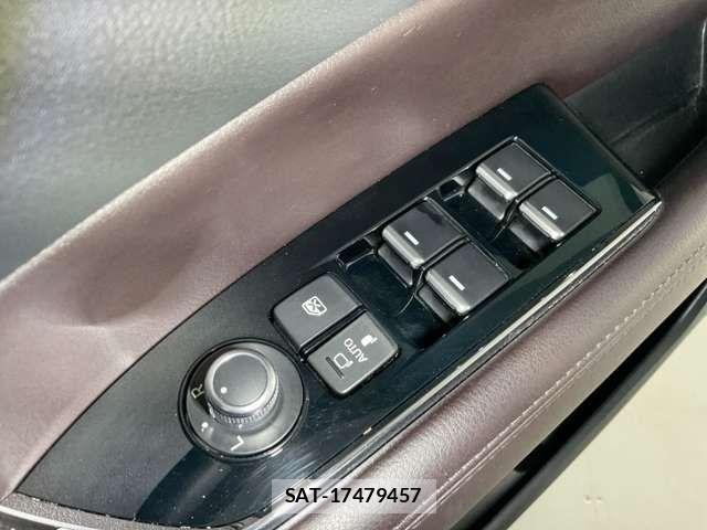 Mazda CX-8 2018-12 7020313-13
