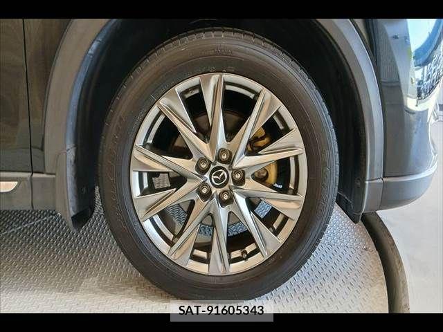 Mazda CX-8 2018-12 7217080-16
