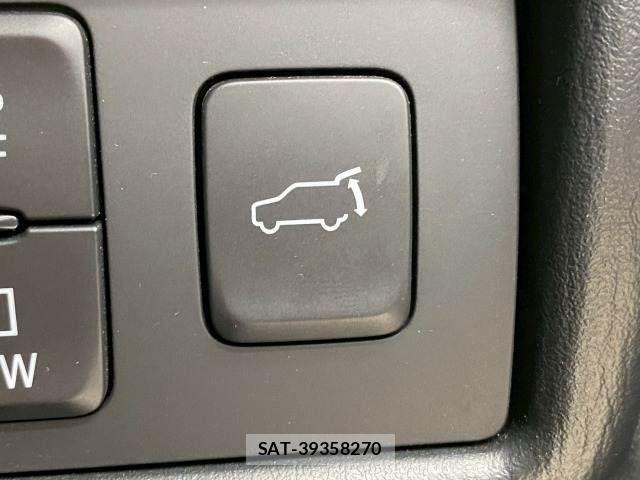 Mazda CX-8 2019-03 7217079-9