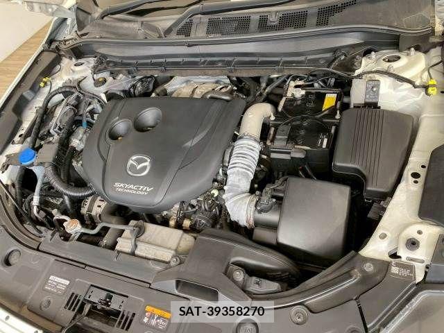 Mazda CX-8 2019-03 7217079-19
