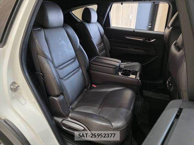 Mazda CX-8 2018-10 7217068-10