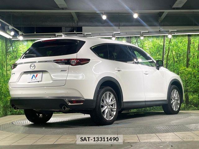 Mazda CX-8 2018-03 7217061-17