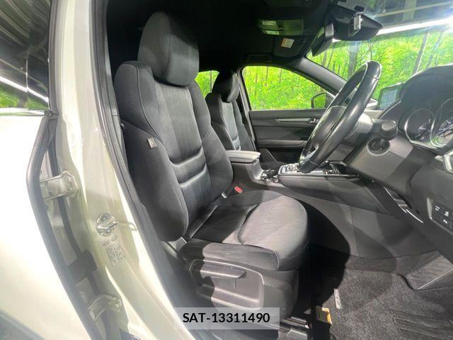 Mazda CX-8 2018-03 7217061-7