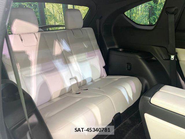 Mazda CX-8 2018-01 7217056-9