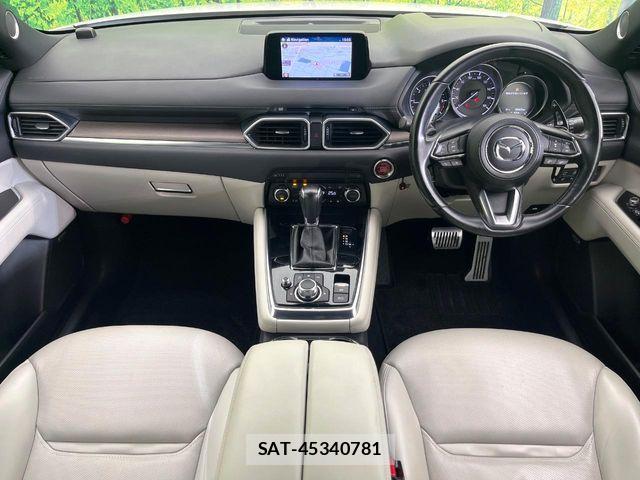 Mazda CX-8 2018-01 7217056-1