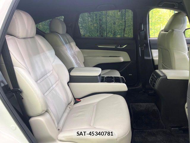 Mazda CX-8 2018-01 7217056-8