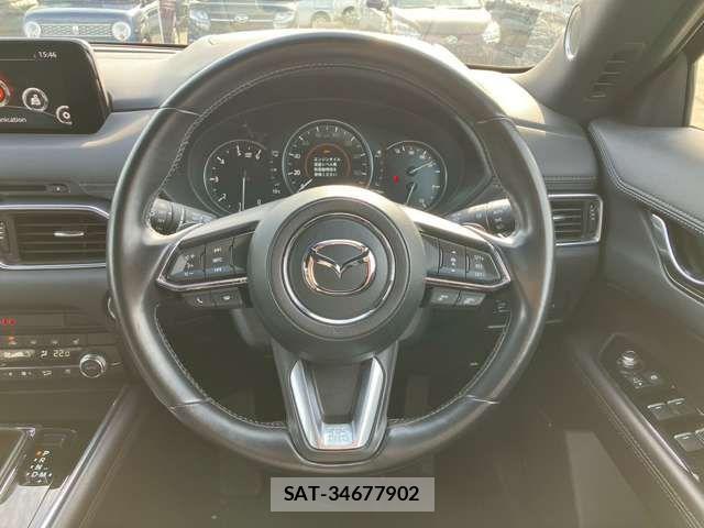 Mazda CX-8 2018-12 7217067-11