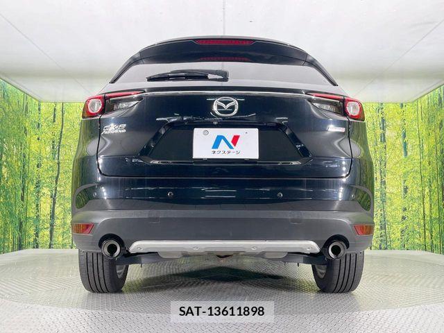 Mazda CX-8 2018-03 7217060-15