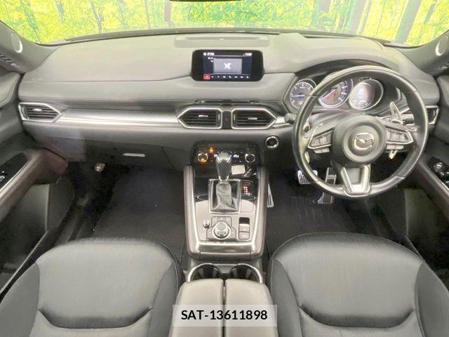 Mazda CX-8 2018-03 7217060-1