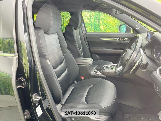 Mazda CX-8 2018-03 7217060-7