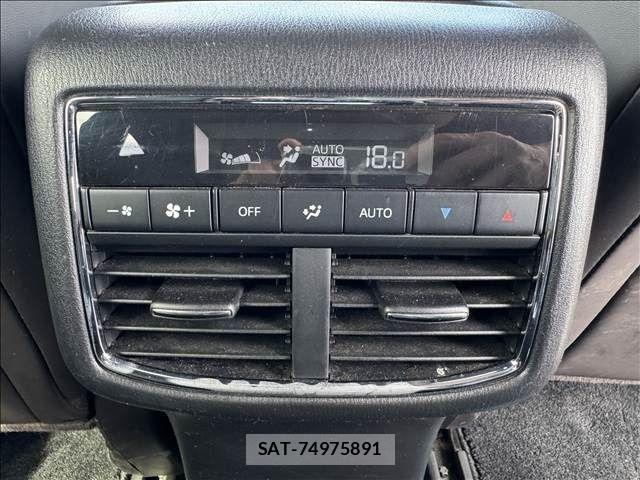 Mazda CX-8 2018-05 7217066-24