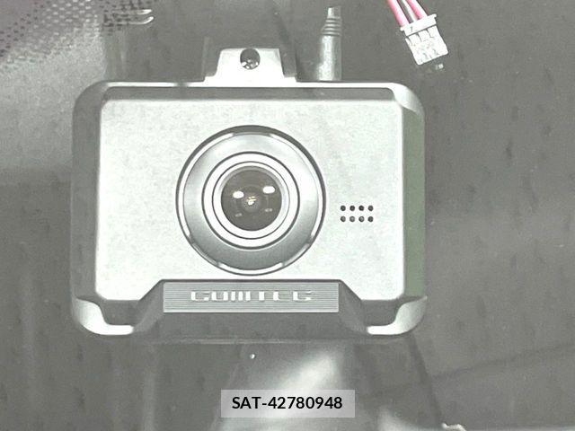 Mazda CX-8 2018-09 7217065-5