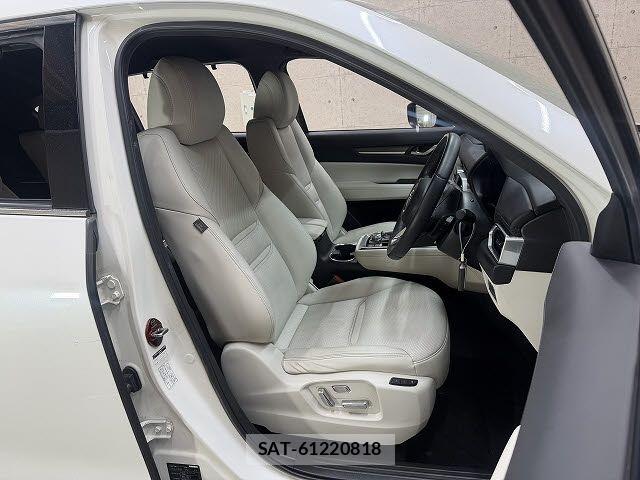 Mazda CX-8 2019-09 7217089-4