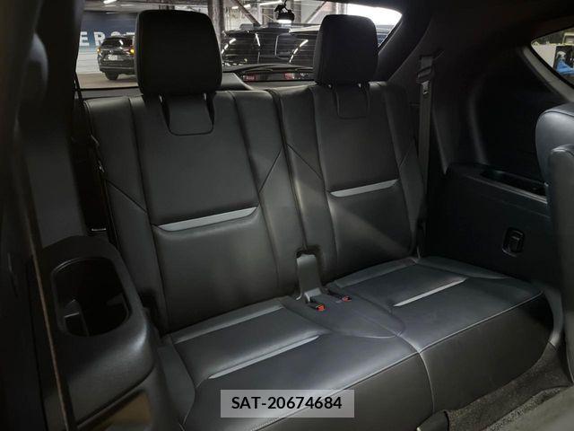 Mazda CX-8 2023-07 7217110-9