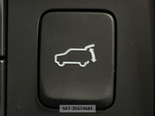 Mazda CX-8 2023-07 7217110-6