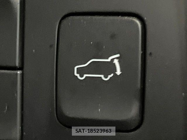 Mazda CX-8 2018-12 7250420-6