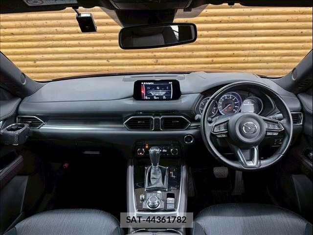 Mazda CX-8 2018-02 7357457-2