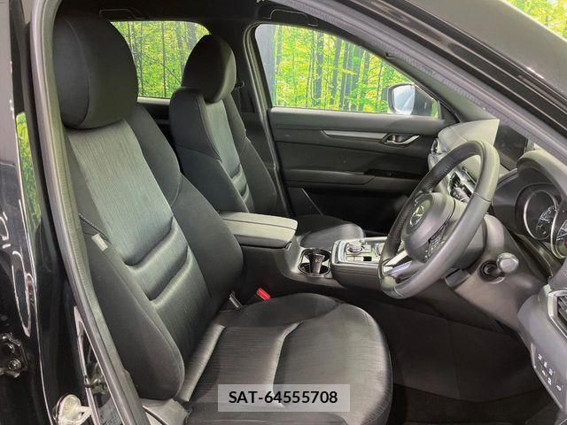 Mazda CX-8 2020-09 7391818-6
