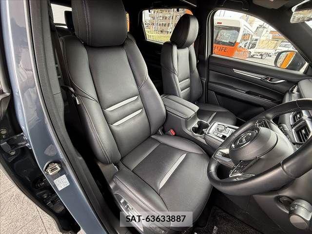 Mazda CX-8 2023-06 7453818-15