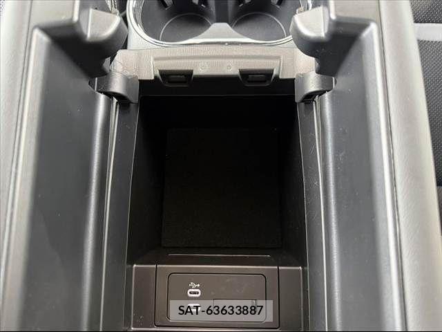Mazda CX-8 2023-06 7453818-26