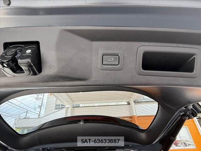 Mazda CX-8 2023-06 7453818-28