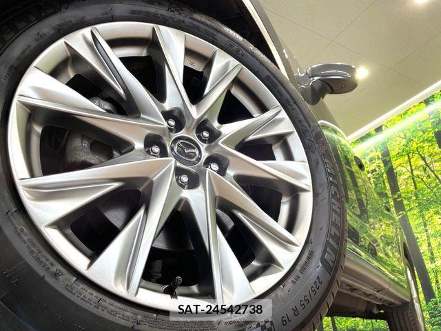 Mazda CX-8 2018-09 7500173-13