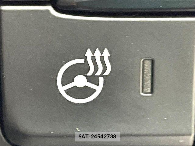 Mazda CX-8 2018-09 7500173-6