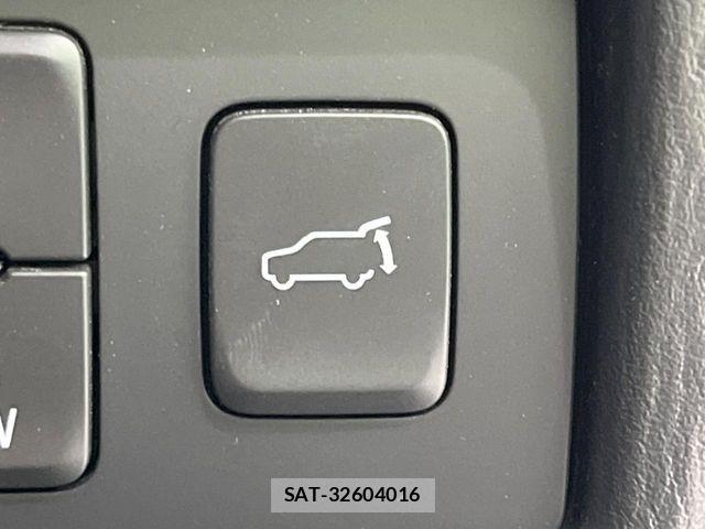 Mazda CX-8 2022-10 7500167-6
