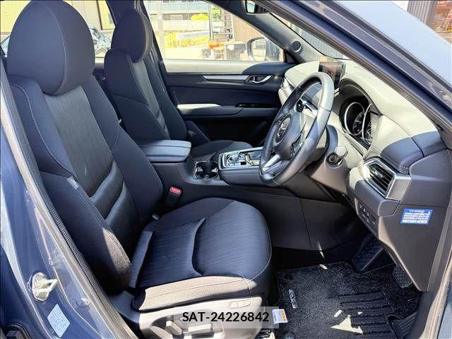 Mazda CX-8 2023-10 7508484-8