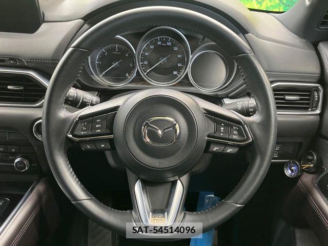 Mazda CX-8 2019-03 7500170-11