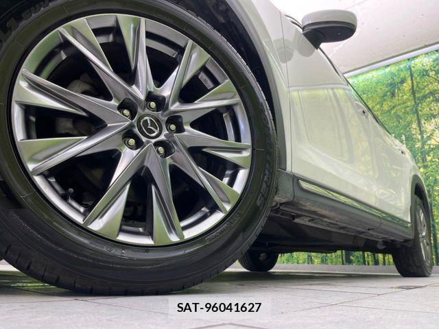 Mazda CX-8 2019-02 7500172-12