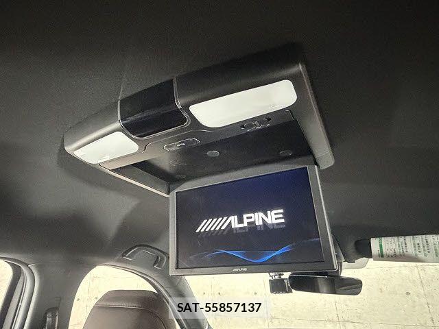 Mazda CX-8 2018-11 7500168-9