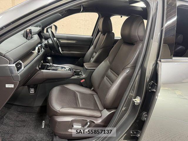 Mazda CX-8 2018-11 7500168-4