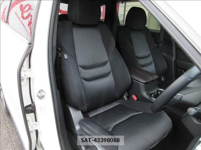 Mazda CX-8 2020-07 7616046-19