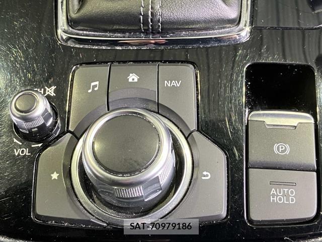 Mazda CX-8 2018-02 7616038-17