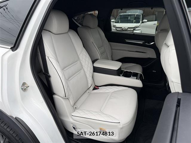 Mazda CX-8 2022-02 7616035-15