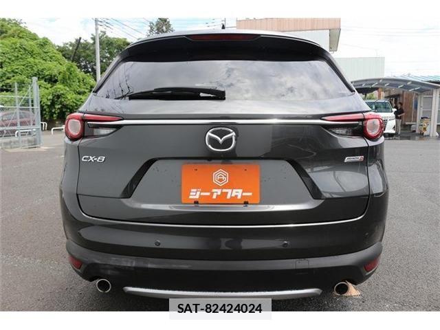 Mazda CX-8 2017-12 7784134-9
