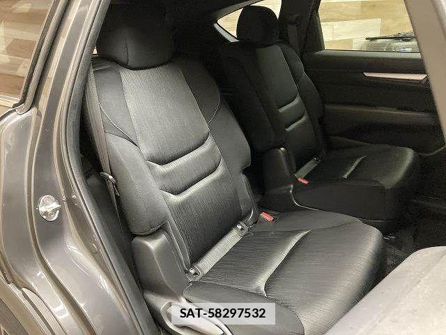 Mazda CX-8 2020-09 7961130-11